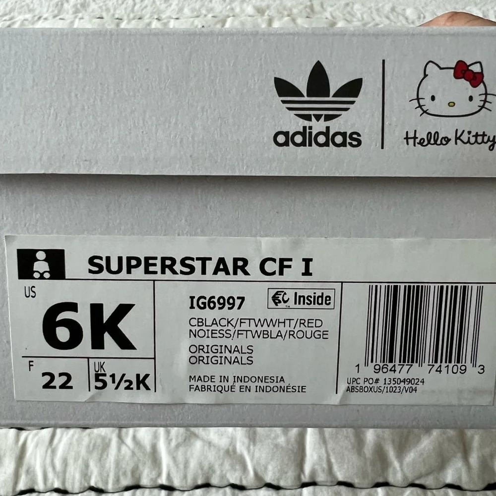 Adidas Hello Kitty shoes - Picture 7 of 7